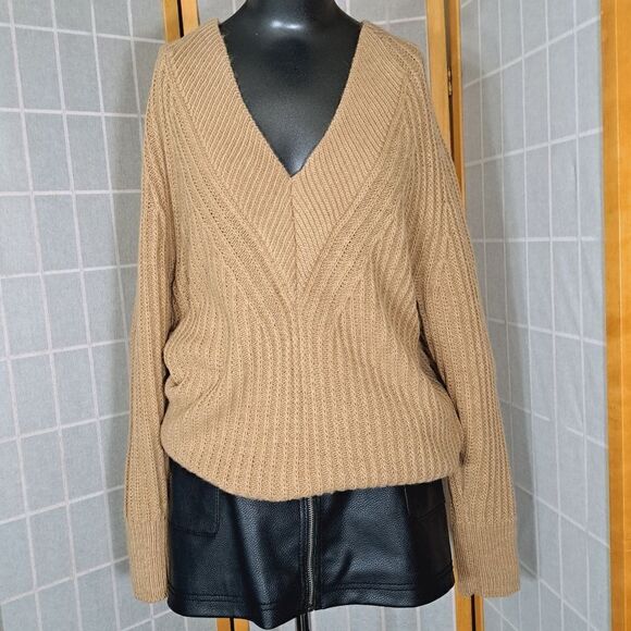 Banana Republic   - Picture 2 of 9